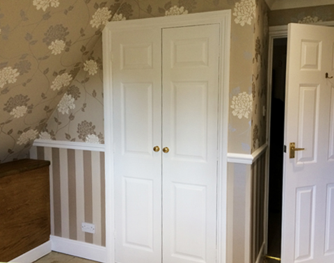 Lizzie Wells Decorating - Wallpapered Room, Hastings